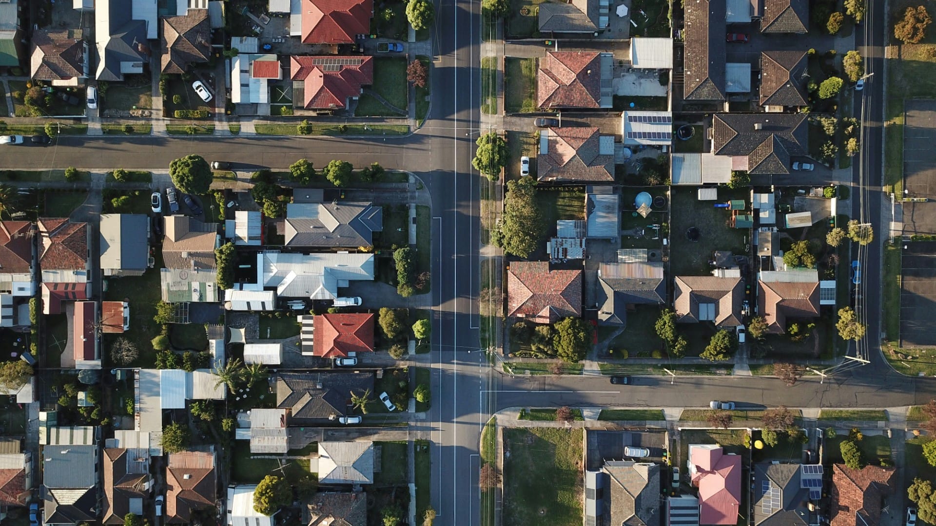 What changes with the new housing measures in Portugal?