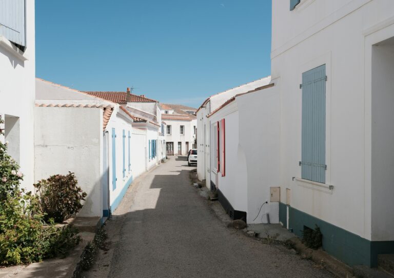 Selling a Property in the Western Algarve When You Live Abroad